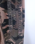 Veste cintrée camouflage kaki avec dessin et inscriptions dorées - 𝐌𝐚𝐫𝐢𝐧𝐚𝟒𝟒𝐟𝐚𝐦𝐢𝐥𝐲