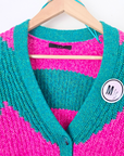Cardigan à imprimé géométrique rose fuchsia et vert. - 𝐌𝐚𝐫𝐢𝐧𝐚𝟒𝟒𝐟𝐚𝐦𝐢𝐥𝐲