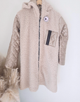 Manteau bouclette beige à manches dorées - 𝐌𝐚𝐫𝐢𝐧𝐚𝟒𝟒𝐟𝐚𝐦𝐢𝐥𝐲