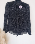 Chemise noire à imprimé éclairs et pois blancs - 𝐌𝐚𝐫𝐢𝐧𝐚𝟒𝟒𝐟𝐚𝐦𝐢𝐥𝐲