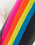 Pull vert kaki à manches arc-en-ciel fluo - 𝐌𝐚𝐫𝐢𝐧𝐚𝟒𝟒𝐟𝐚𝐦𝐢𝐥𝐲