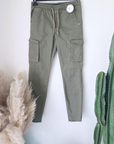 Pantalon cargo kaki - 𝐌𝐚𝐫𝐢𝐧𝐚𝟒𝟒𝐟𝐚𝐦𝐢𝐥𝐲