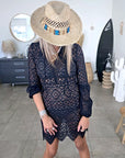 Robe de plage noire ajourée