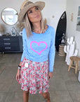 T-shirt coeur bleu et rose fluo