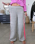 Pantalon taupe à bandes fluo