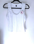 Débardeur blanc encolure cloutée - 𝐌𝐚𝐫𝐢𝐧𝐚𝟒𝟒𝐟𝐚𝐦𝐢𝐥𝐲