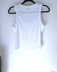 Débardeur blanc encolure cloutée - 𝐌𝐚𝐫𝐢𝐧𝐚𝟒𝟒𝐟𝐚𝐦𝐢𝐥𝐲