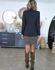 Blazer noir à épaulettes en cuir et clouté