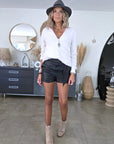 Short noir 100% cuir