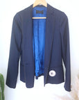 Veste chic et cintrée bleu marine à fines rayures - 𝐌𝐚𝐫𝐢𝐧𝐚𝟒𝟒𝐟𝐚𝐦𝐢𝐥𝐲