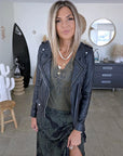 Perfecto noir 100% cuir muni de perles bijoux