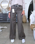Pantalon palazzo marron à imprimé à carreaux