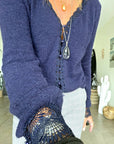 Cardigan bleu marine à maille douce - 𝐌𝐚𝐫𝐢𝐧𝐚𝟒𝟒𝐟𝐚𝐦𝐢𝐥𝐲