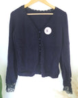 Cardigan bleu marine à maille douce - 𝐌𝐚𝐫𝐢𝐧𝐚𝟒𝟒𝐟𝐚𝐦𝐢𝐥𝐲