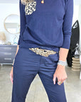Pull bleu marine à poche léopard - 𝐌𝐚𝐫𝐢𝐧𝐚𝟒𝟒𝐟𝐚𝐦𝐢𝐥𝐲