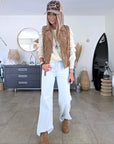 Veste marron taupe sans manche 100% cuir nubuck - 𝐌𝐚𝐫𝐢𝐧𝐚𝟒𝟒𝐟𝐚𝐦𝐢𝐥𝐲