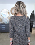 Robe à imprimé noir et marron cognac