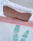 Pull blanc cassé à inscriptions au dos vert vif - 𝐌𝐚𝐫𝐢𝐧𝐚𝟒𝟒𝐟𝐚𝐦𝐢𝐥𝐲