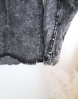 Chemise grise à effet délavé - 𝐌𝐚𝐫𝐢𝐧𝐚𝟒𝟒𝐟𝐚𝐦𝐢𝐥𝐲
