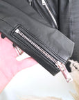 Perfecto noir 100% cuir muni de perles bijoux