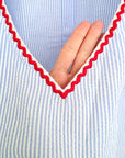 Chemise à rayures bleu ciel dos coeur - 𝐌𝐚𝐫𝐢𝐧𝐚𝟒𝟒𝐟𝐚𝐦𝐢𝐥𝐲