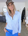 Chemise à rayures bleu ciel dos coeur - 𝐌𝐚𝐫𝐢𝐧𝐚𝟒𝟒𝐟𝐚𝐦𝐢𝐥𝐲