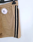 Short beige à bandes latérales