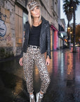 Pantalon à imprimé léopard - 𝐌𝐚𝐫𝐢𝐧𝐚𝟒𝟒𝐟𝐚𝐦𝐢𝐥𝐲