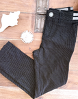 Pantalon garçon chic IKKS - 𝐌𝐚𝐫𝐢𝐧𝐚𝟒𝟒𝐟𝐚𝐦𝐢𝐥𝐲