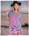 Tee-shirt à tag kaki - 𝐌𝐚𝐫𝐢𝐧𝐚𝟒𝟒𝐟𝐚𝐦𝐢𝐥𝐲