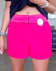Short chic fuchsia - 𝐌𝐚𝐫𝐢𝐧𝐚𝟒𝟒𝐟𝐚𝐦𝐢𝐥𝐲