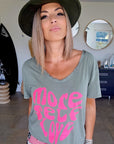 Tee-shirt à tag kaki - 𝐌𝐚𝐫𝐢𝐧𝐚𝟒𝟒𝐟𝐚𝐦𝐢𝐥𝐲