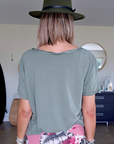 Tee-shirt à tag kaki - 𝐌𝐚𝐫𝐢𝐧𝐚𝟒𝟒𝐟𝐚𝐦𝐢𝐥𝐲