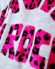 Tee-shirt gris à tag - 𝐌𝐚𝐫𝐢𝐧𝐚𝟒𝟒𝐟𝐚𝐦𝐢𝐥𝐲