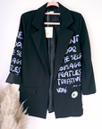 Veste noire à tags parmes