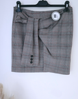 Jupe originale ร carreaux - ๐๐๐ซ๐ข๐ง๐๐๐๐๐๐ฆ๐ข๐ฅ๐ฒ