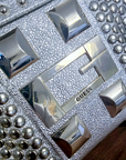 Pochette star cloutée
