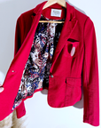 Veste red