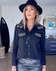 Chemise cloutée
