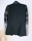 Veste cintrée avec manches en sequins - 𝐌𝐚𝐫𝐢𝐧𝐚𝟒𝟒𝐟𝐚𝐦𝐢𝐥𝐲