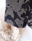 Veste cintrée camouflage à fibres métallisées dorées