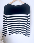 Pull marin noir et blanc