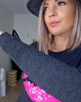 Pull bouche rose fluo
