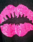 Pull bouche rose fluo