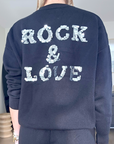 Pull noir rock & love