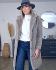 Manteau fausse fourrure