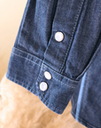 Chemise bleue en denim