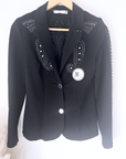 Veste cintrée noire cloutée