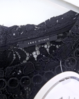 Haut noir en dentelle