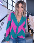 Cardigan à imprimé géométrique rose fuchsia et vert. - 𝐌𝐚𝐫𝐢𝐧𝐚𝟒𝟒𝐟𝐚𝐦𝐢𝐥𝐲